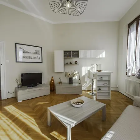 Toniolo Venice ميستر